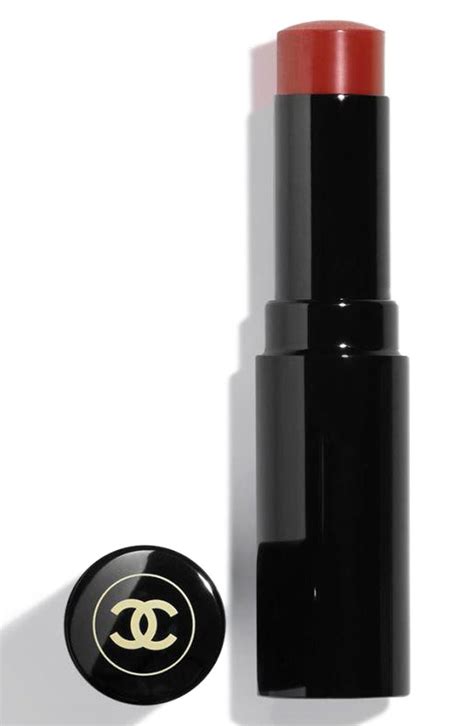 chanel les beiges lipstick